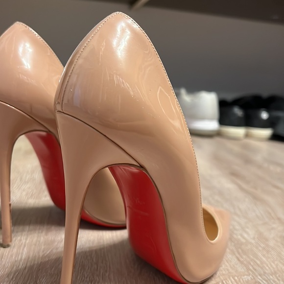 Christian Louboutin So Kate, nude patent 6.5